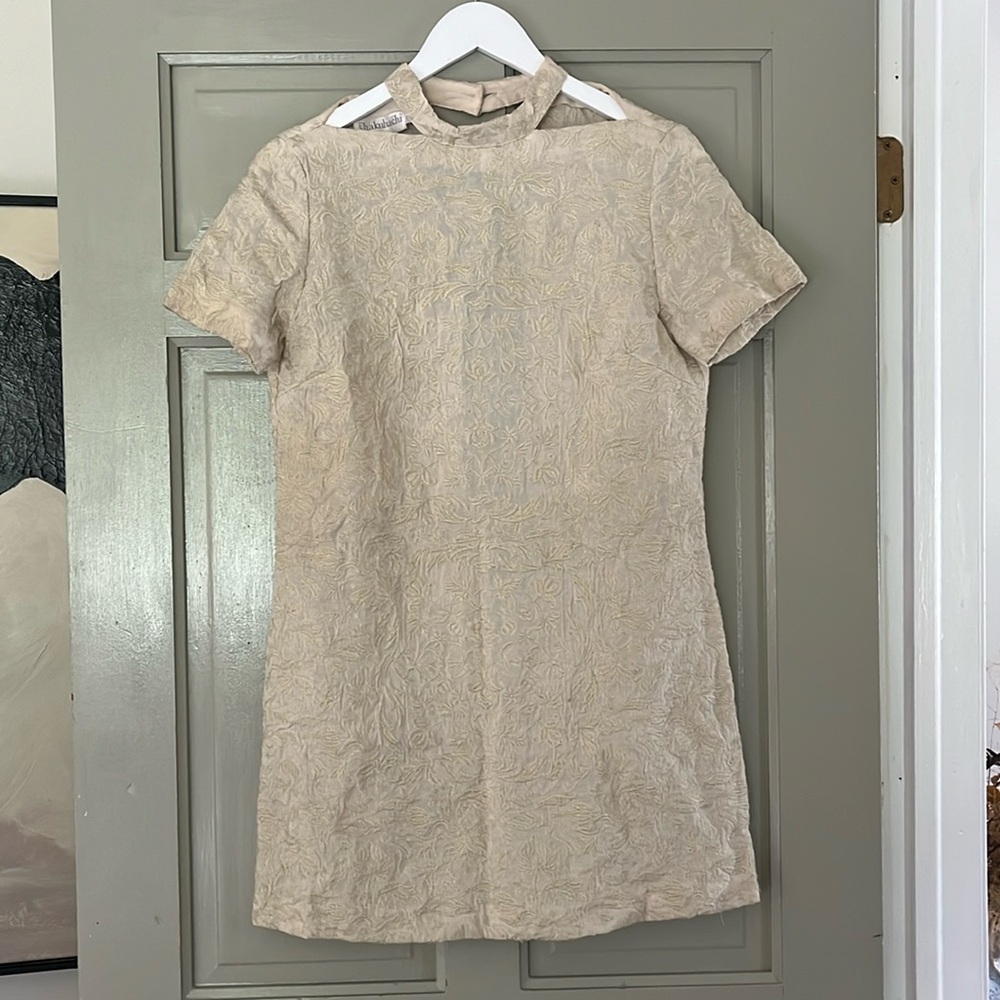 Shakuhachi all over embroidery cream open back mini dress size small